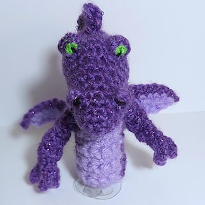 Dragon Finger Puppet crochet PATTERN. Easy to follow pattern in English.