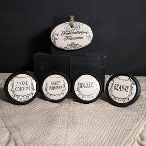 Furniture knob “Burgundy Wines” Black