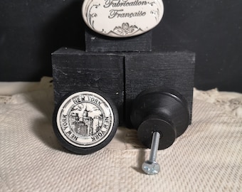 Handcrafted bedroom furniture button "NEW YORK"