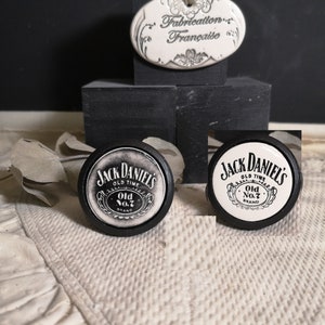 Wisky J. D. Old Time furniture inscription button