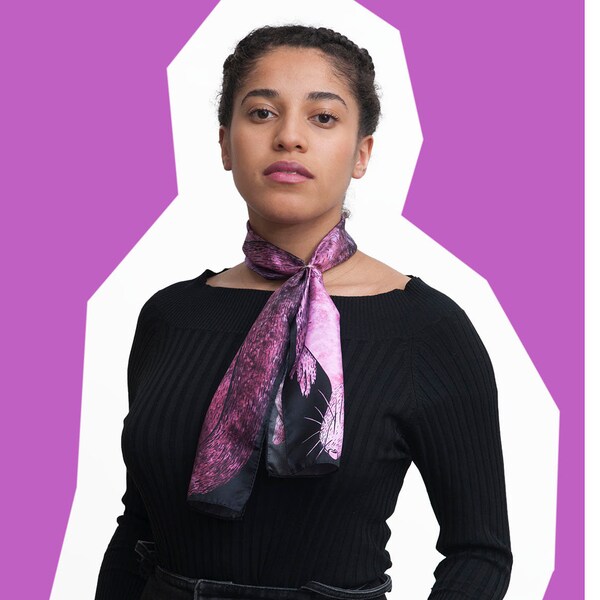 Petit foulard "Martre" rose et noir en soie façon col fausse fourrure - COLLECTION FOURRURES