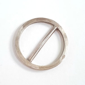 Small silver ring for silk scarves