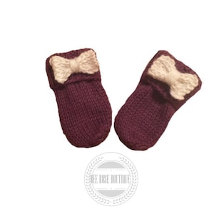 Hand knit baby girl mittens | bow mittens | knitted baby clothes