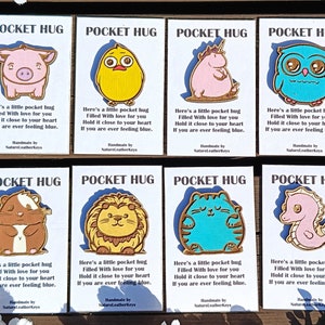 Pocketknuffels schattige dieren, eend, uil, leeuw, kat, zeepaardje, mis je cadeau, handgeschilderde lasergesneden houten zakvriend, aan je denken, aandenken