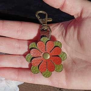 Rot, Orange Und Oliv Leder Blume Geldbörse Charme, 9 Styles, Bag Flair, Clip An, Weiß, Burgund, Rot, Braun, Blau Türkis, Gelb, Blau