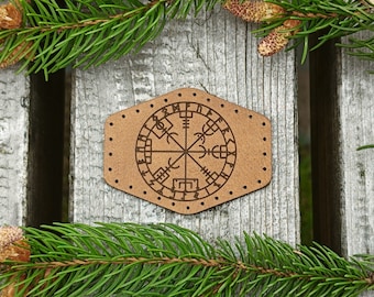 Écusson en cuir Vegvisir, cuir tanné végétal pleine fleur, boussole runique, pour aventurier, explorateur, viking, sac à dos, cadeau runique, explorateur