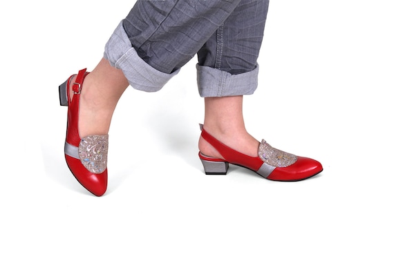 Heiße rote Leder Riemen Pumpe Schuhe | Rote Pumpe Damenschuhe | Rote Band Schuhe | Rot und grau Sommerschuhe | Niedrigem Absatz Pumps | Heiße rote Leder Riemen Pumpe Schuhe | Rote Pumpe Damenschuhe | Rote Band Schuhe | Rot und grau Sommerschuhe | Niedrigem Absatz Pumps |