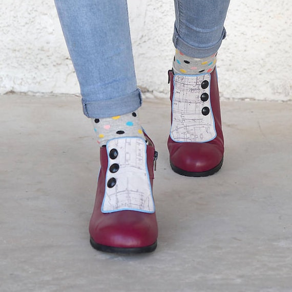 Rot Frauen Lederschuhe, Frauen Winterschuhe, flache kurze Stiefel, rot Leder Booties, Burgondy enge Schuhe, handgefertigten Stiefel Rot Frauen Lederschuhe, Frauen Winterschuhe, flache kurze Stiefel, rot Leder Booties, Burgondy enge Schuhe, handgefertigten Stiefel
