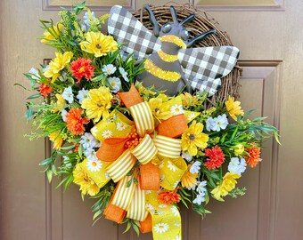 Bee Wreath for Front Door, Bee Wreath, Bumblebee Wreath, Spring/Summer Bumblebee Door Decor, Polka Dot Bee Door, Bumblebee Door DecorWreath