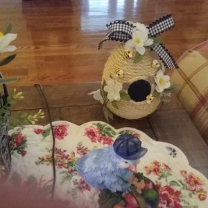 Beehive Decor, Bee Skep, Beehive Porch Decor, Beehive Centerpiece for Baby Shower Bridal Shower, Beehive Tablescape, Bumblebee Hive image 6