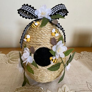Beehive Decor, Bee Skep, Beehive Porch Decor, Beehive Centerpiece for Baby Shower Bridal Shower, Beehive Tablescape, Bumblebee Hive image 7