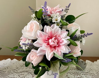 Spring Floral Arrangement, Mom Floral Arrangement, Spring Table Decor