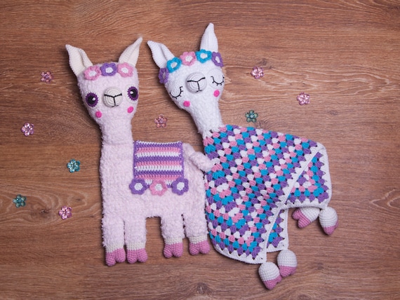 llama lovey