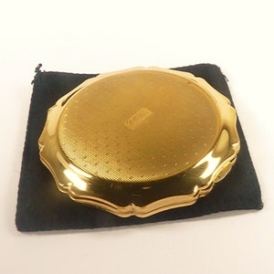 Girlfriend Gift Unused Boxed Vintage Stratton Compact Cream Enamel BFF Gift For Her 1970s image 5