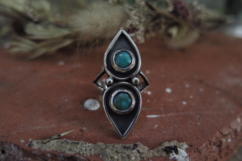 Teardrop silver ring Vintage ring Turquouises Teardrops Silver Ring Size 6.5 US