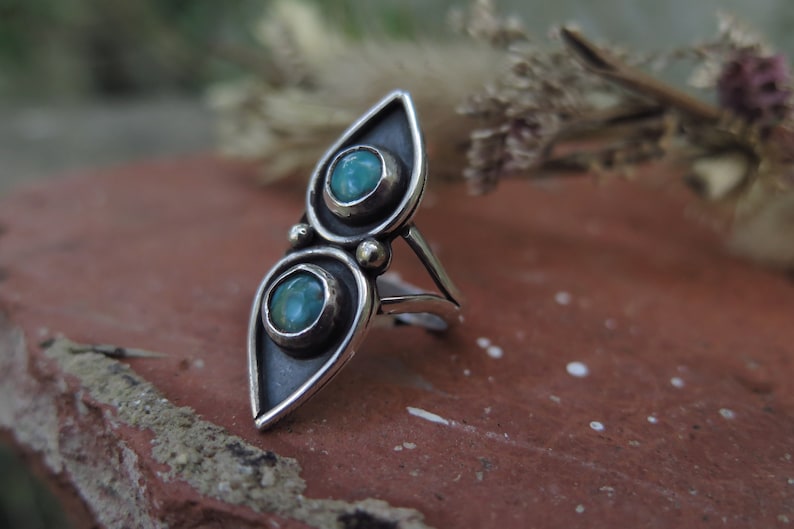 Teardrop silver ring Vintage ring Turquouises Teardrops Silver Ring Size 6.5 US