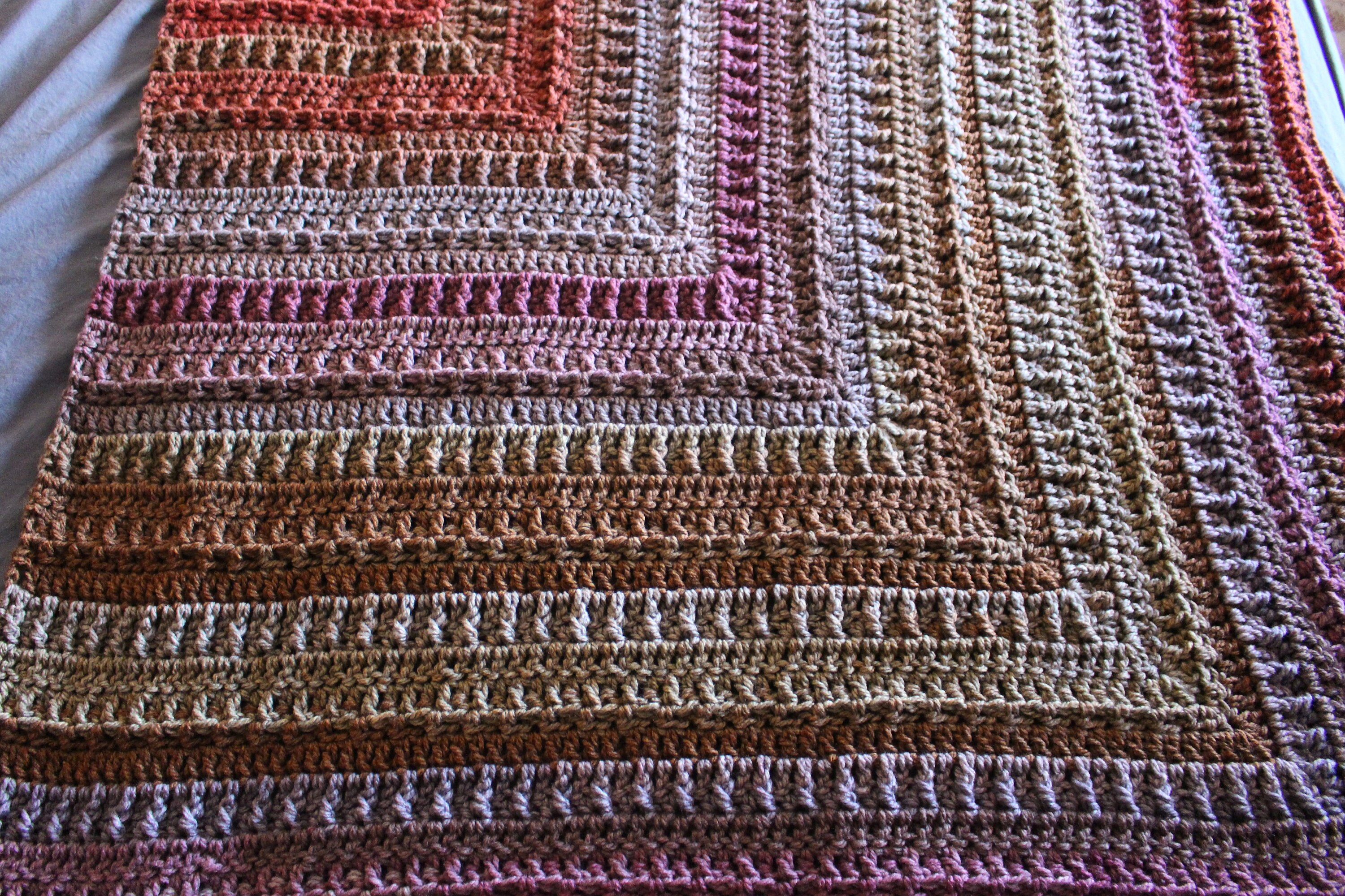 Rot Grau Braun Lila Decke Gehäkelte Decke bequeme Decke | Etsy