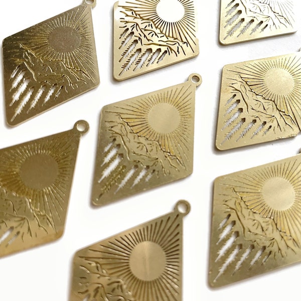 2/+ pcs -  42 x 26 mm - Sun & Mountain Diamond Raw Brass Etched Pendant Charms - Large Brass Cut Out Earring Findings - Geometric Component