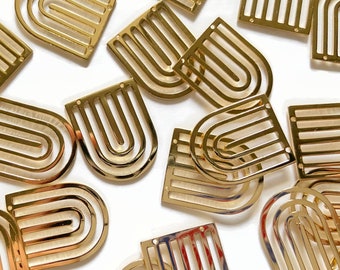 4 pcs+ 25 x 20 mm - Cutout D Shaped Gold Brass Pendant Charms - Large Brass Earring Findings - Geometric Brass Component - 2 Holes - Medium