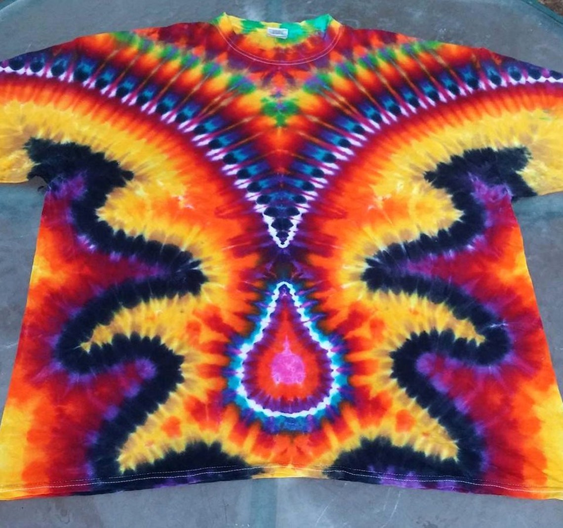 Free Shipping Handmade Spider Swirl Tie Dye Shirt | Etsy
