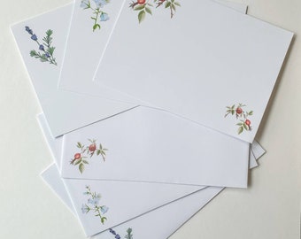 Floral Note Card and Matching Envelopes Set