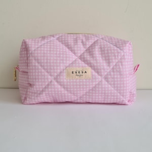 Rosa gesteppte Make-up- und Tragetasche, niedliche Gingham Cottagecore Ästhetik, Kosmetik-Kulturbeutel für Frauen, Geschenk für Mama, nachhaltig