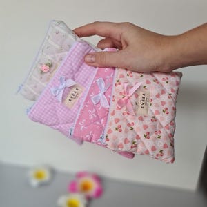 Mini billetera para llaves, monedero acolchado con lazos, tarjetero pequeño, neceser para lápiz labial, regalo en varios colores para ella.