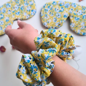 Luxurious Eye Sleep Mask, Scrunchie, and Eye Pillow Set / Summer Sunshine yellow Floral pattern for Better sleep eye mask and hair tie image 7