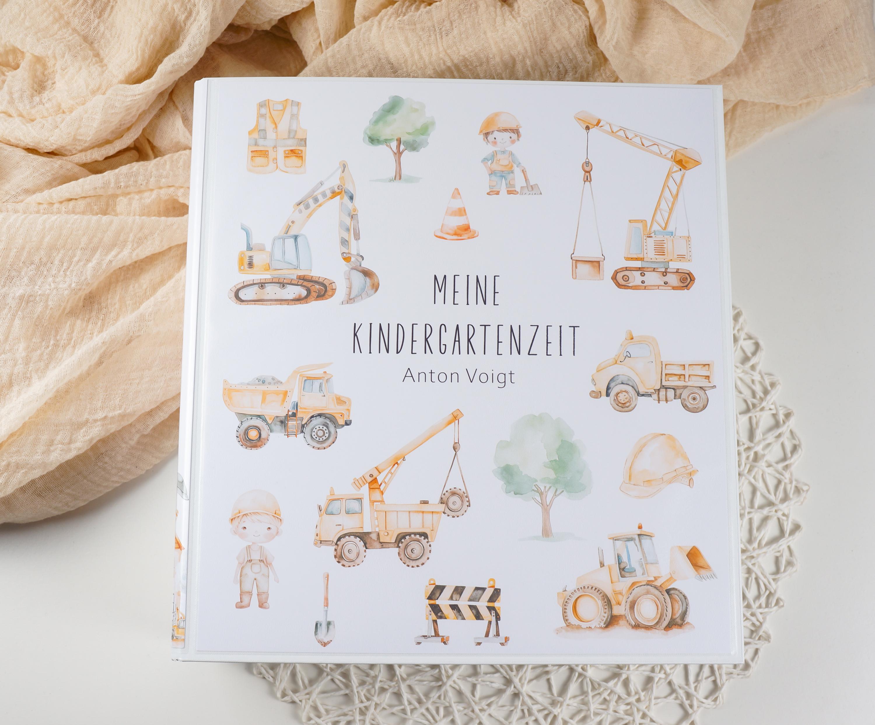 Kindergarten Krippe Ordner BAUSTELLE FAHRZEUGE personalisiert mit Namen Sammelmappe Ringordner für Krippe Kita oder Schule