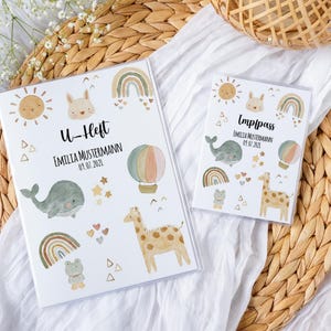 U-Heft Impfpass Reisepass Hülle personalisiert WAL REGENBOGEN GIRAFFE Schutzhülle mit Namen Geschenk für Geburt Junge Mädchen
