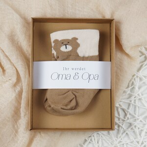 Schwangerschaft verkünden, Geschenkbox CHIARA schwanger, Du wirst Oma, du wirst Papa, du wirst Tante, Geschenkbox Babysocken Baby Bild 4