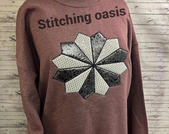 Quilted Dresden Plate Applique Sweatshirt, Quilting, Sewing, Dresden Plate, Girl Gift, Custom Sweatshirt, Winter Sweatshirt, Quilted