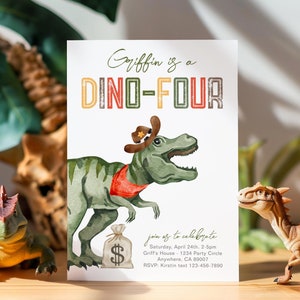 Invitation quatrième anniversaire de cow-boy dinosaure, Invitation de dinosaure-quatre, Invitation de dinosaure, Invitation d'anniversaire de cow-boy, Invitation de dinosaure de l'Ouest