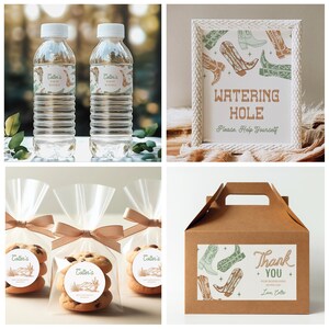 K&ouml;nnte beinhalten: Ein Set an Partygeschenken f&uuml;r eine Western-Party. Die Geschenke beinhalten Wasserflaschen mit personalisierten Etiketten, Kekse mit Western-Motiven und eine braune Box mit einem Dankesch&ouml;n-Etikett mit einem Cowboy-Stiefel-Design. Das Schild lautet "Watering Hole, Please Help Yourself".