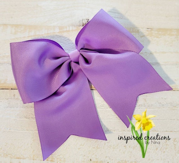 Purple Hues and Me: Everything Looks Better With a Bow! - The
