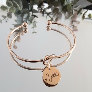 Gold twisted knot bracelet, Personalized name tag jewelry, Gold bracelet, Custom engraved Bracelet,  Gift for her, Friendship gift, present
