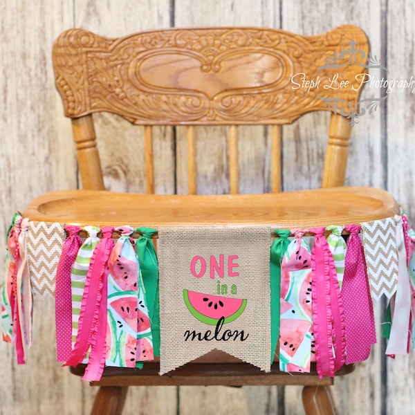 One in a Melon High Chair Banner, Watermelon 1st Birthday Banner, Watermelon First Birthday Decoration, One in a Melon Girl Birthday Party