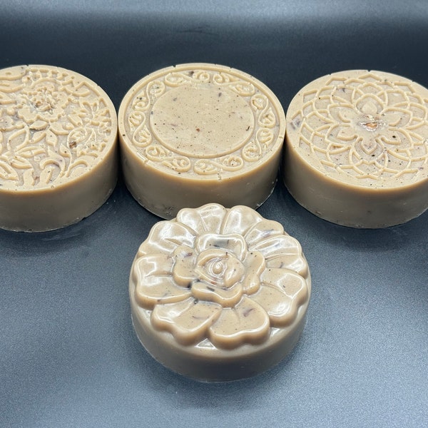 Moringa Soap for extra dry skin infused with essential oils and black african soap.