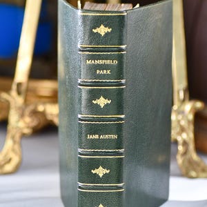 Jane Austen&#39;s Mansfield Park, Antique Edition
