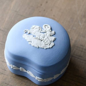 Vintage Wedgwood Blue Trinket Box