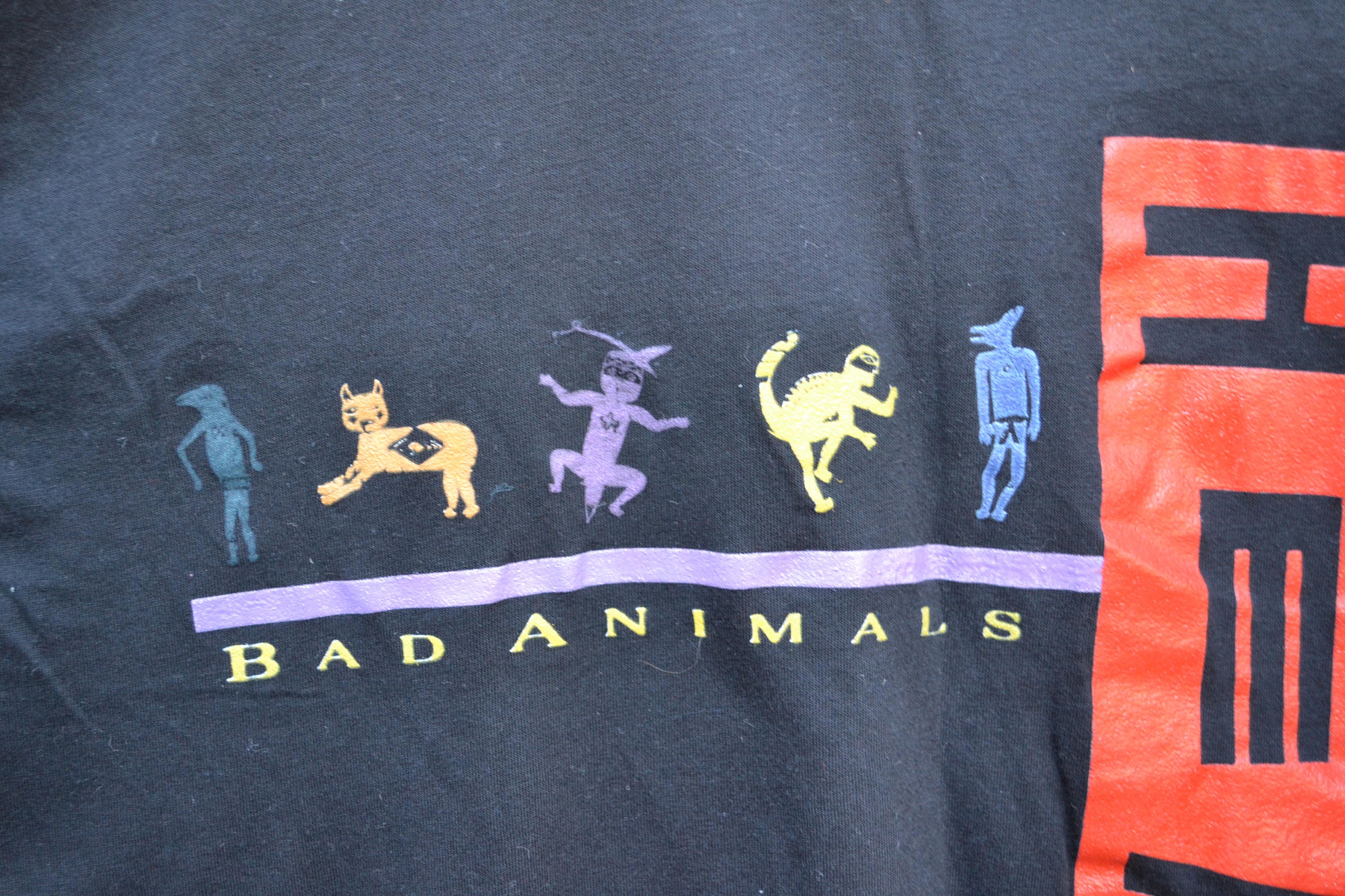 Vintage 1987 Heart Band TShirt Size XL Bad Etsy España