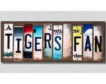 Detroit Tigres arte de la pared, cartel de madera hecho a mano con tiras de la placa de la licencia del metal, regalo personalizado del fanático del béisbol, decoración de la pared del béisbol, signo del béisbol