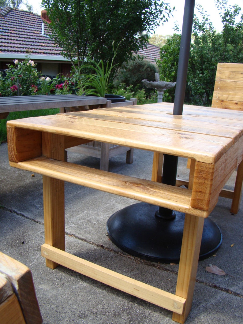 Winston Coffee Table - Winston Coffee Table | Mid century modern coffee table ... / Constructed of engineered wood, this rectangular coffee table is durable and stylish.