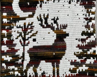 月明かりに照らされた鹿のクッションの編み図、モザイク模様の重ね合わせ枕カバー（PDFダウンロード）