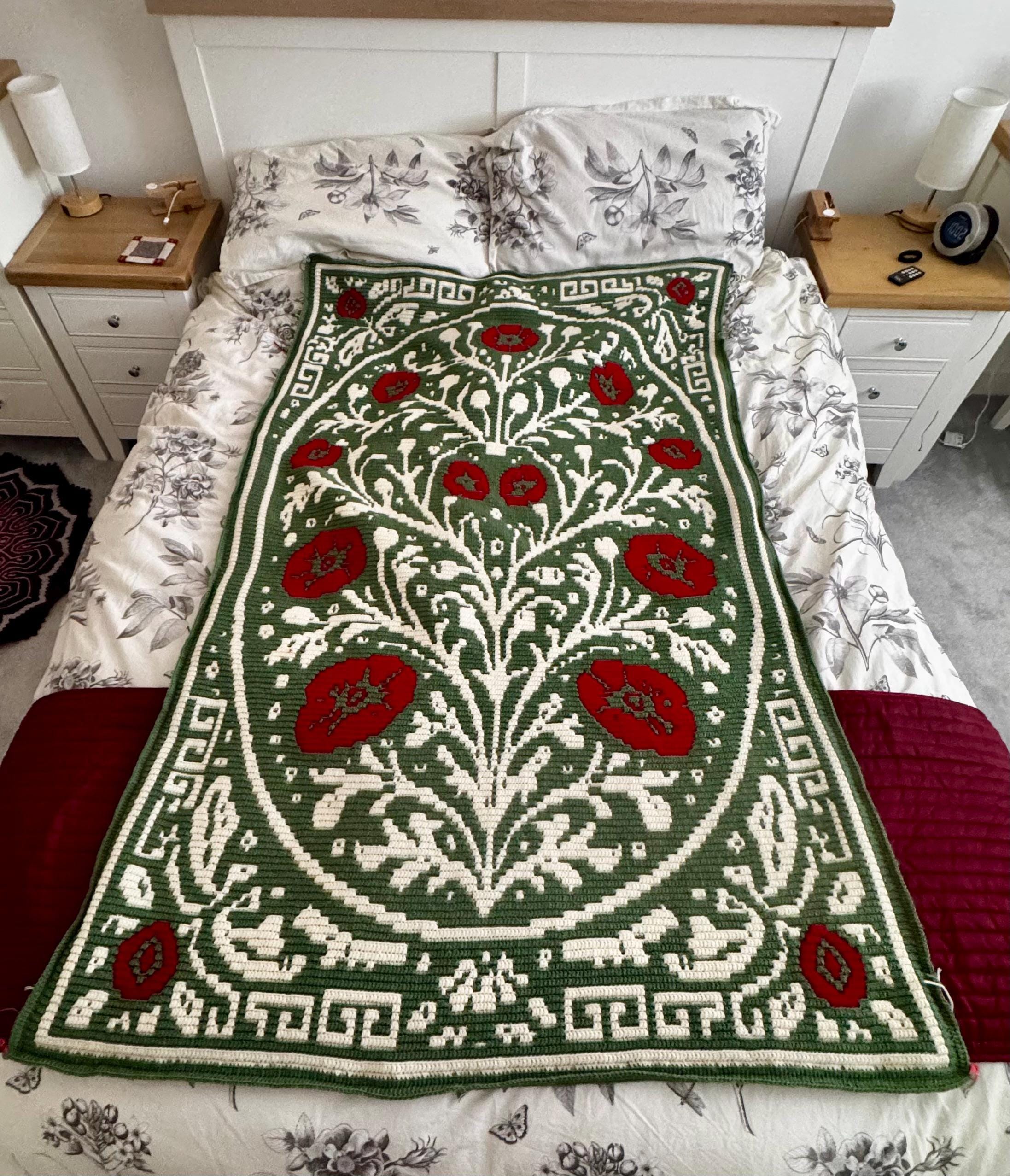 40 Crochet Techniques Patterns with Tunisian Scarves, Doilies, and Filet Designs 19 Mosaic Overlay Crochet Poppy Blanket Heritage Poppies