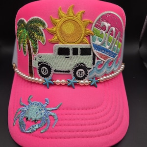 Ladies 30A vacation beach theme trucker hat neon pink and white, coastal