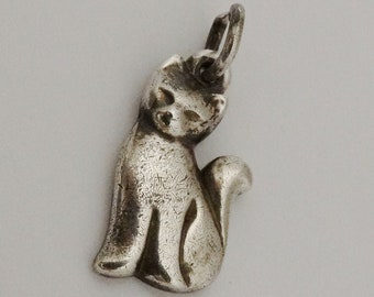 James Avery Sterling Silver Cat.