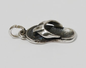 James avery shop sandal charm