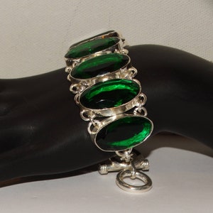 Sterling Silver Faceted Green Glass Stones Bracelet.