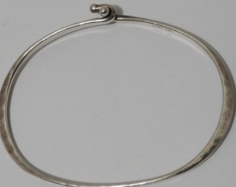 James Avery Sterling Size 8&quot; & 7 Hand Hammered Bench Made Bracelet.